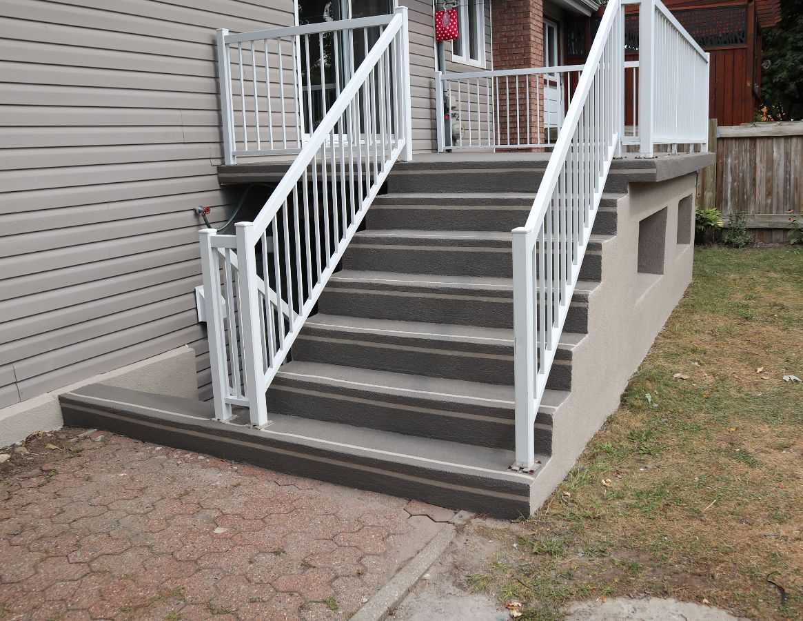 Réparation et recouvrement de béton de patios, trottoirs et balcons
